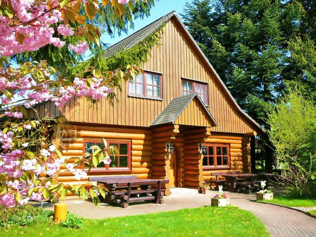 Hotel Restaurant Baumhaus Klein Pravtshagen Esterno foto